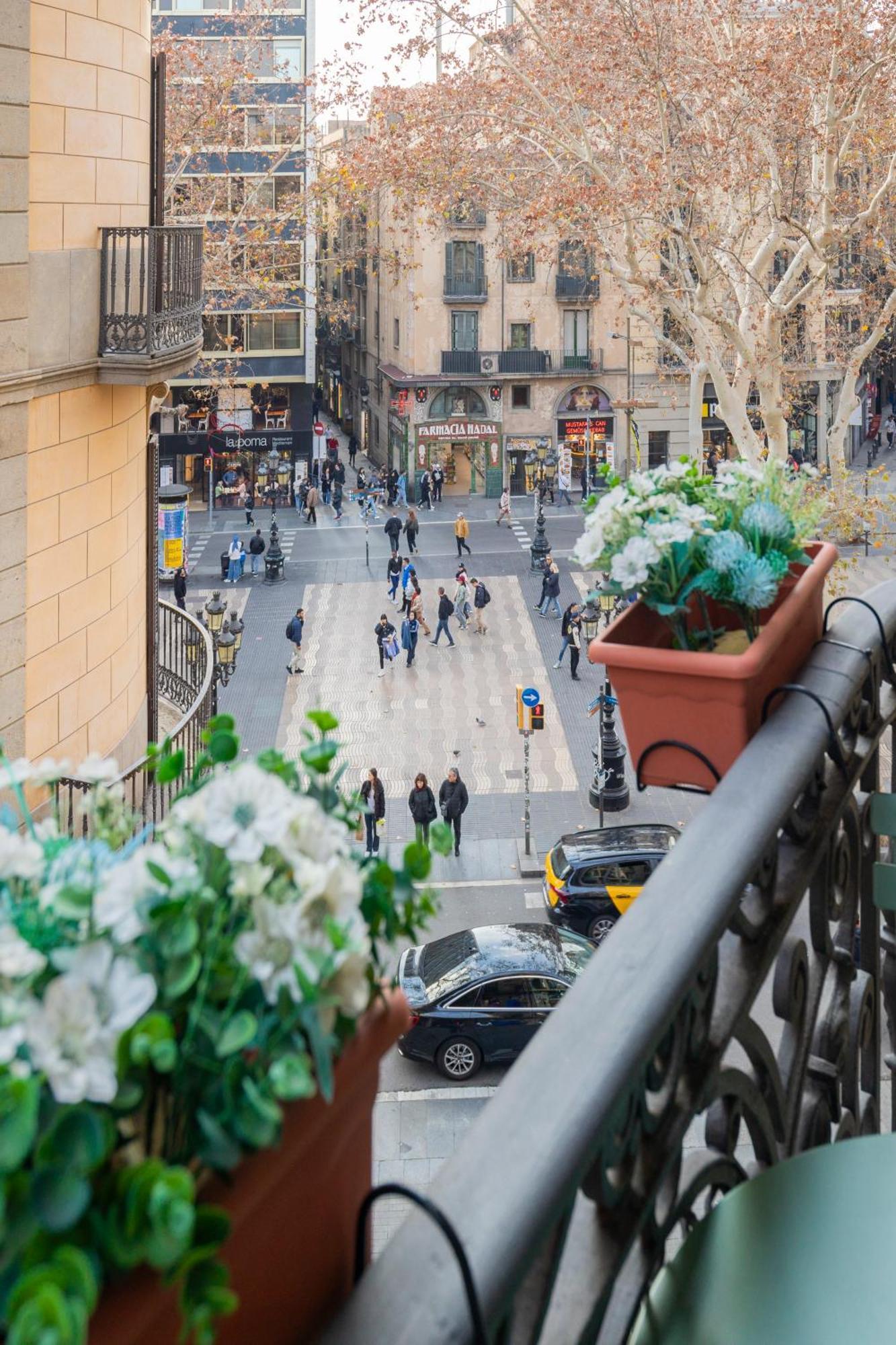 El Alma De Las Ramblas Barcelona Exterior photo